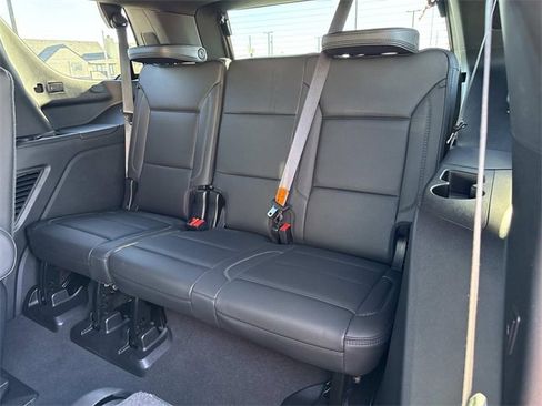 Used 2024 GMC Yukon Denali w/ Advanced Technology Package image 13