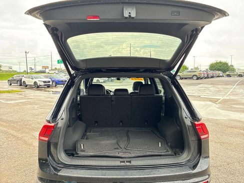 Used 2024 Volkswagen Tiguan SEL R-Line AWD/4WD image 19