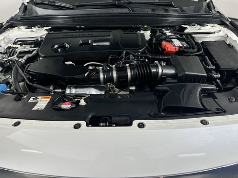 Used 2019 Honda Accord Touring image 34