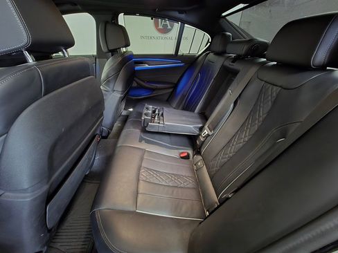 Used 2023 BMW M550i xDrive w/ Executive Package AWD/4WD image 21