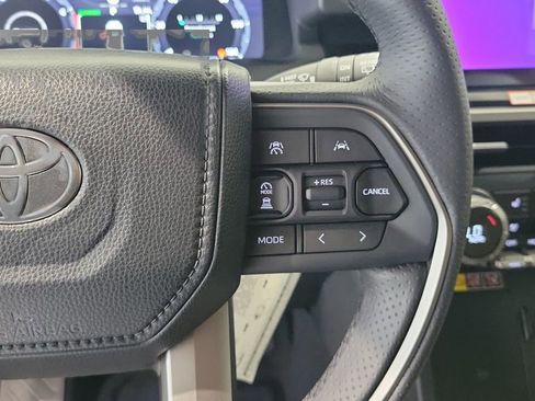 New 2026 Toyota 4Runner Limited image 26