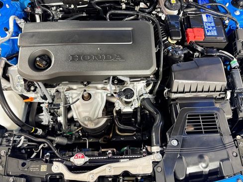 Used 2025 Honda Civic Sport image 26