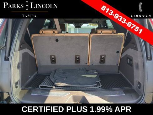 Used 2022 Cadillac Escalade Premium Luxury AWD/4WD image 8