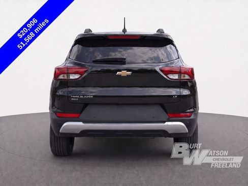 Used 2025 Chevrolet TrailBlazer LT w/ Convenience Package AWD/4WD image 9
