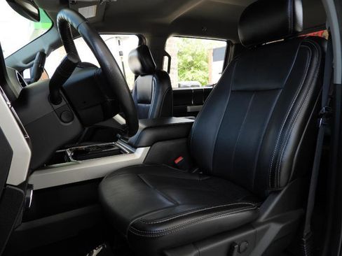 Used 2020 Ford F250 Lariat w/ Tremor Off-Road Package AWD/4WD image 54