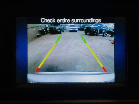 Used 2015 Chrysler 200 C FWD image 9