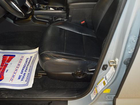 Used 2019 Toyota Tacoma TRD Sport image 15