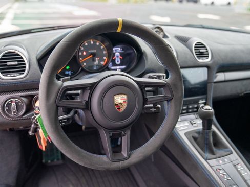Certified 2025 Porsche 718 Cayman GT4 RS image 14