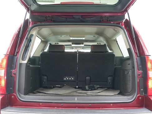 Used 2011 Chevrolet Suburban LTZ AWD/4WD image 17