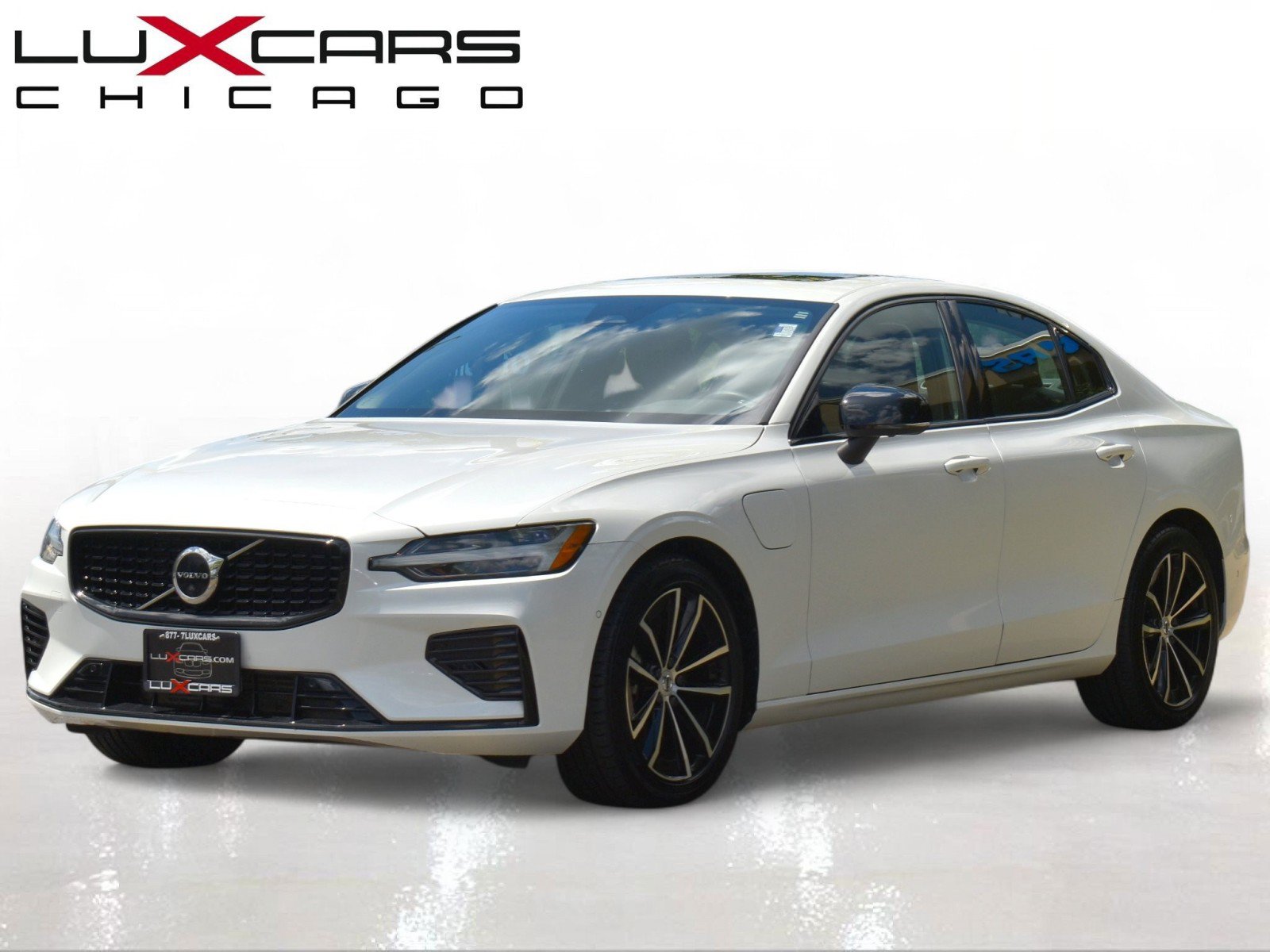 Used 2023 Volvo S60 T8 Plus AWD/4WD image 3