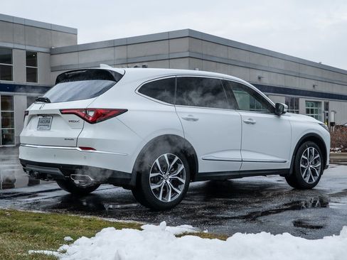 Certified 2023 Acura MDX SH-AWD w/ Technology Package image 10