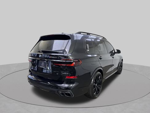 Used 2025 BMW X7 M60i w/ Executive Package AWD/4WD image 36