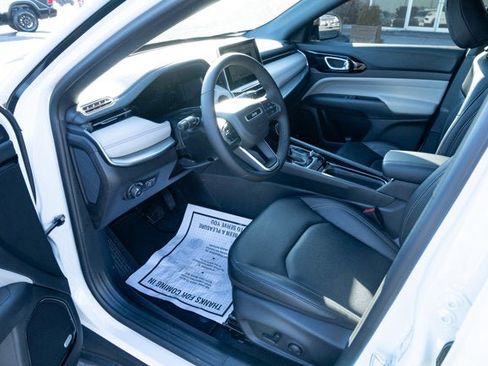 New 2026 Jeep Compass Limited w/ Sun, Sound & Navigation Group image 14