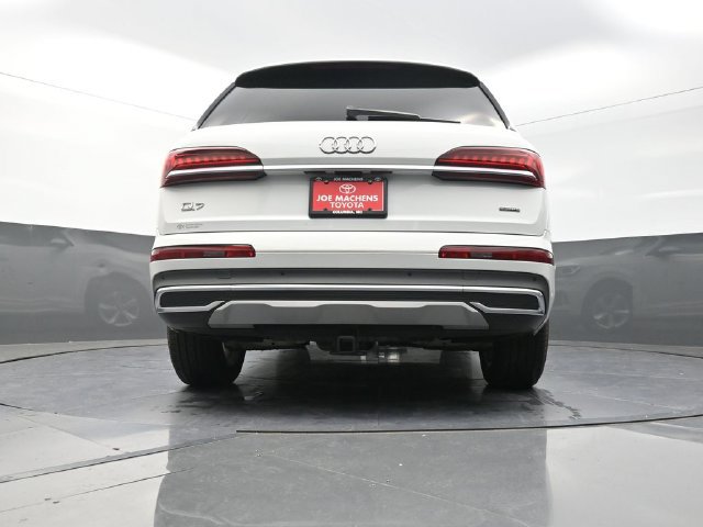 Used 2021 Audi Q7 3.0T Premium w/ Convenience Package AWD/4WD image 36