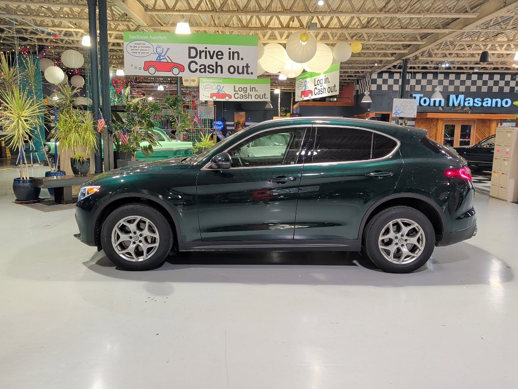 Used 2019 Alfa Romeo Stelvio AWD w/ Cold Weather Package image 13