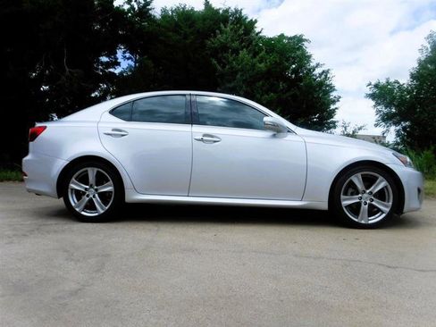 Used 2011 Lexus IS 250 w/ Premium Pkg Value Edition RWD image 5