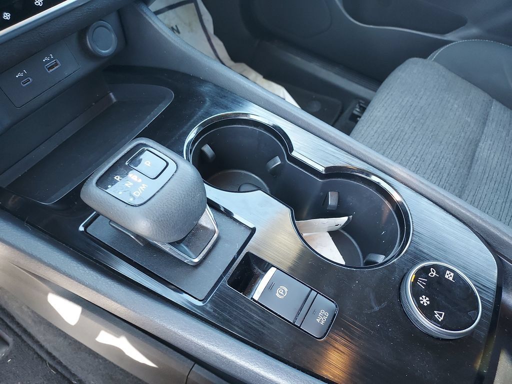 Used 2022 Nissan Rogue SV AWD/4WD image 24