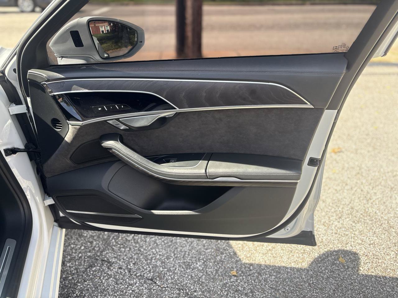 Used 2019 Audi A8 L 3.0T AWD/4WD image 28