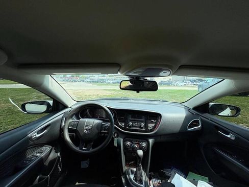 Used 2016 Dodge Dart SXT image 6