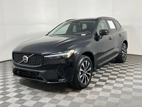 Certified 2025 Volvo XC60 B5 Core w/ Climate Package image 6