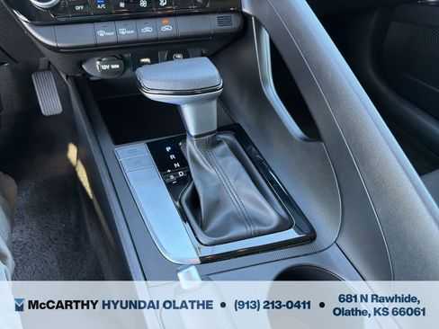 Certified 2024 Hyundai Elantra SEL FWD image 11
