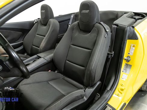 Used 2014 Chevrolet Camaro SS w/ RS Package image 4