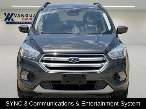 Used 2018 Ford Escape SE w/ SE Sync 3 Package FWD image 3