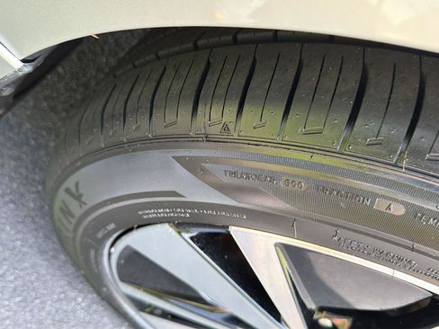 Used 2022 Nissan Altima 2.5 SL FWD image 40