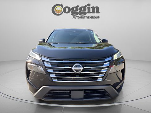 Used 2024 Nissan Rogue S FWD image 8