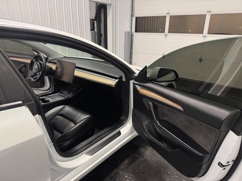 Used 2021 Tesla Model 3 Long Range image 18