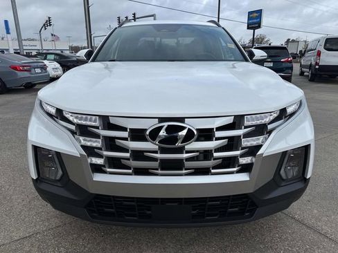 Used 2023 Hyundai Santa Cruz SEL Premium image 2