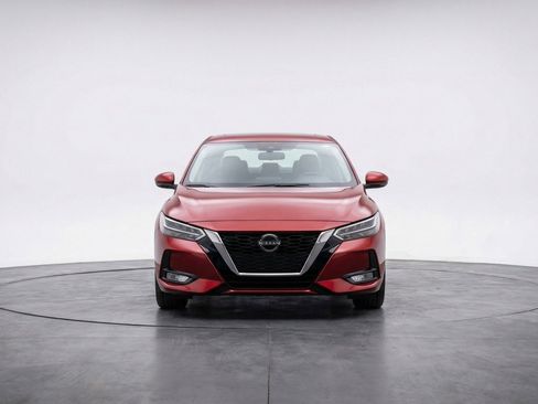 Used 2025 Nissan Sentra SV image 1