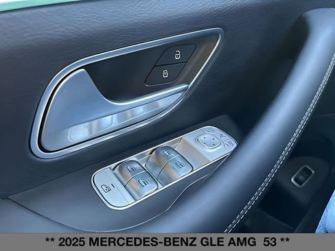 Used 2025 Mercedes-Benz GLE 53 AMG GLE 53 AMG image 34