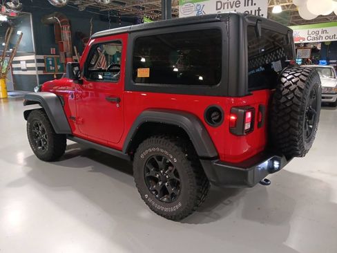 Used 2022 Jeep Wrangler Sport AWD/4WD image 8