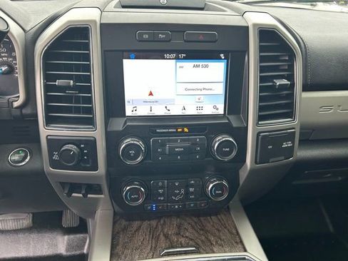 Used 2019 Ford F250 Lariat w/ Lariat Ultimate Package image 22