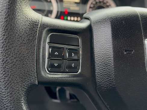 Used 2017 RAM 1500 Express image 22