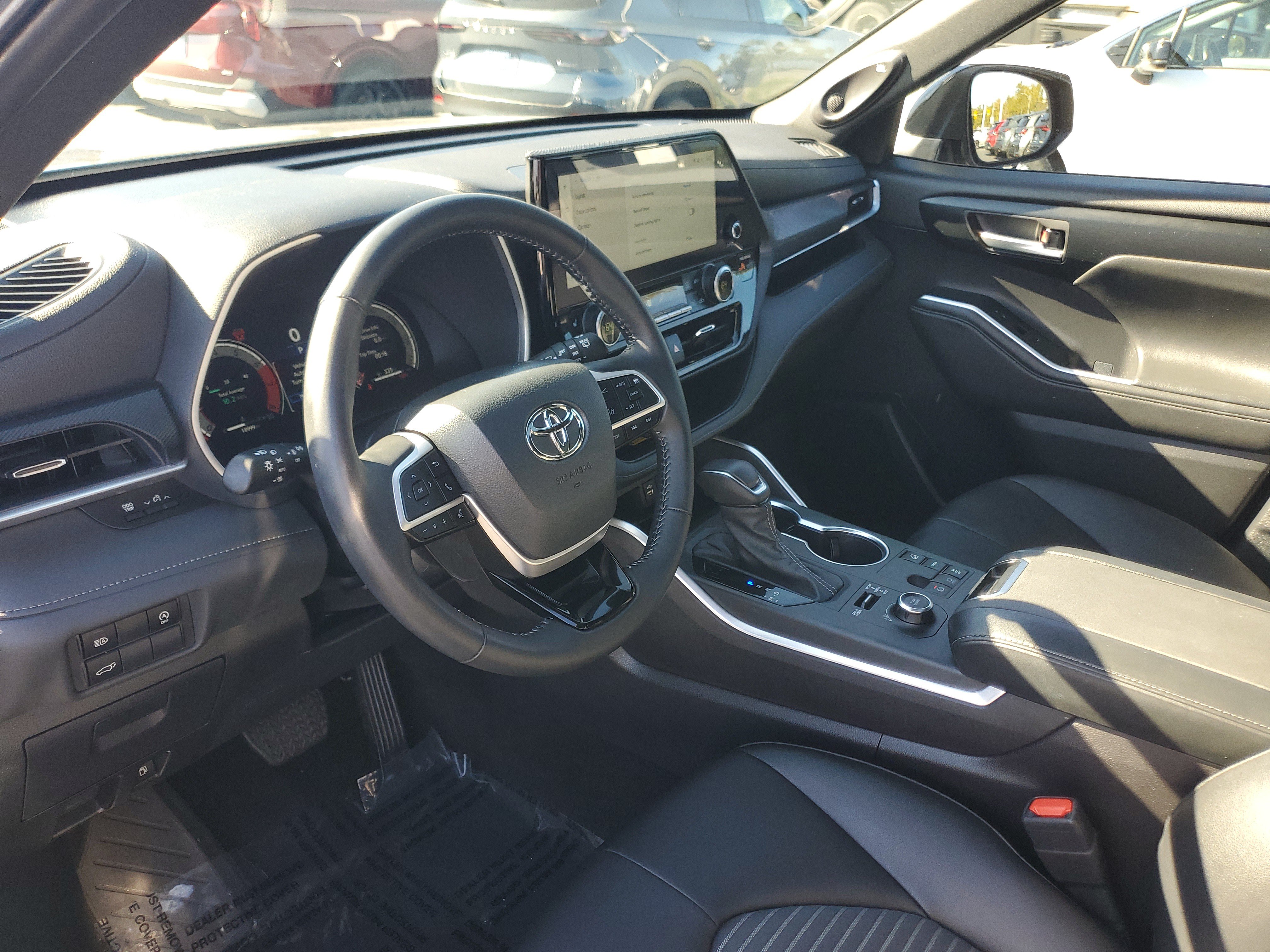 Certified 2026 Toyota Highlander XSE AWD/4WD image 18