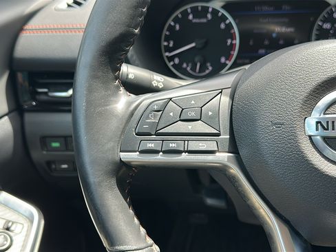 Certified 2022 Nissan Sentra SR w/ Electronics Package FWD image 16