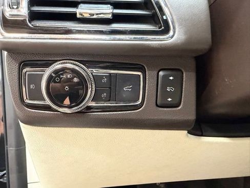 Used 2018 Lincoln Navigator L Black Label AWD/4WD image 22