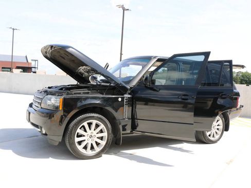 Used 2012 Land Rover Range Rover Supercharged AWD/4WD image 70