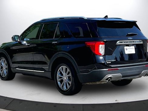 Used 2022 Ford Explorer Limited w/ Equipment Group 301A RWD image 7