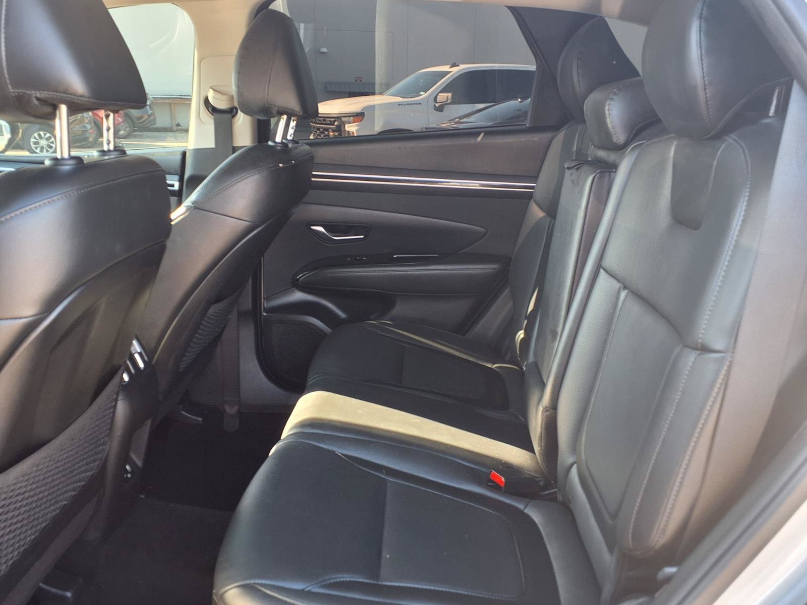 Used 2023 Hyundai Tucson Limited FWD image 18