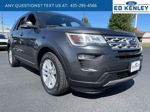 Used 2018 Ford Explorer XLT w/ Equipment Group 201A AWD/4WD image 25
