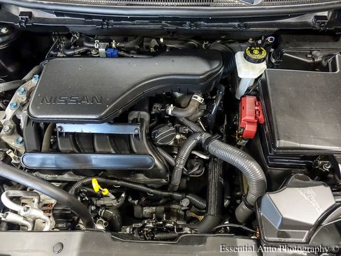 Used 2021 Nissan Rogue Sport SV image 25