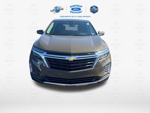 Used 2024 Chevrolet Equinox LT FWD image 3