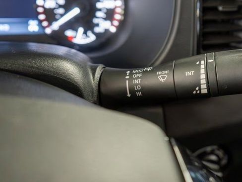 Used 2022 Nissan Frontier PRO-4X w/ Pro-4X Premium Package image 31