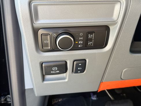 New 2025 Ford F150 Lightning Flash AWD/4WD image 32