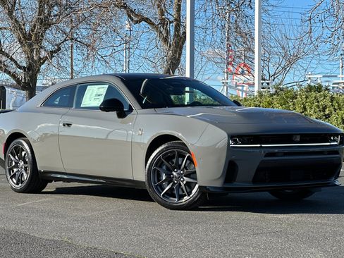 New 2026 Dodge Charger Daytona Scat Pack image 2