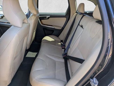 Used 2017 Volvo XC60 T6 Inscription w/ Preferred Option Package AWD/4WD image 19