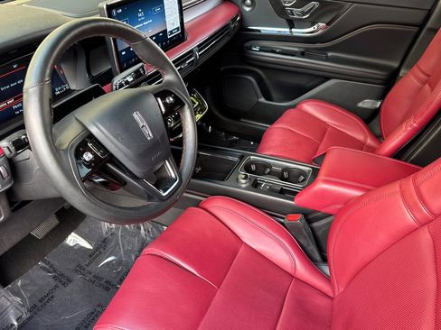 Used 2025 Lincoln Corsair Grand Touring w/ Equipment Group 302A image 10